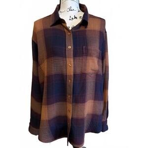 Maurices Women's Plaid Button-Up Shirt Medium